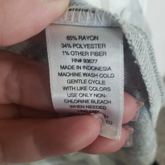 A.n.a Grey flannel button up womens shirt size S - Picture 3 of 3